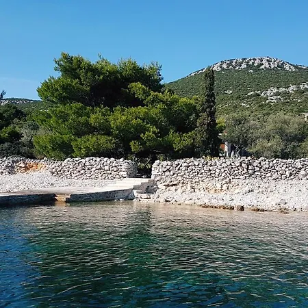 Orkula Hidden Paradise- Robinson House Vakantiehuis *