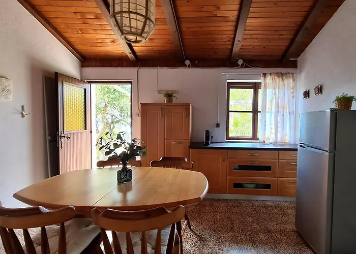 Orkula Hidden Paradise- Robinson House Casa vacanze *